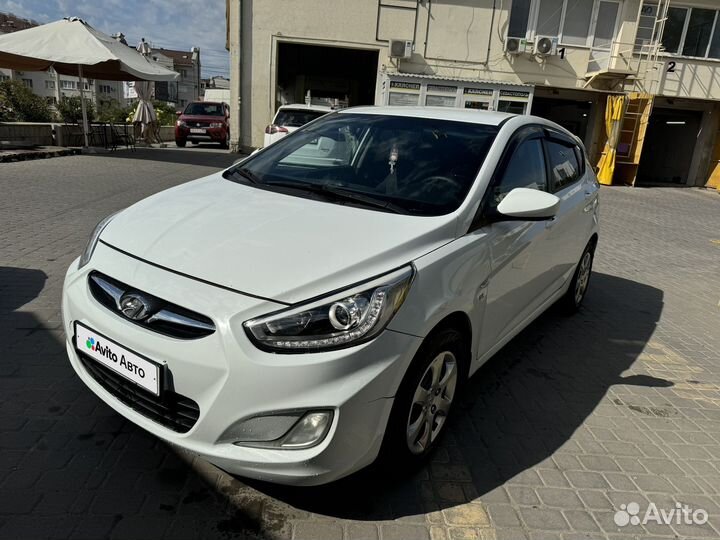 Hyundai Solaris 1.6 AT, 2014, 118 050 км