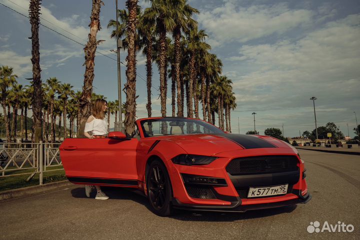 Аренда кабриолета Ford Mustang Shelby Красный