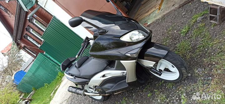 Продаю макси скутер Yamaha T-MAX500