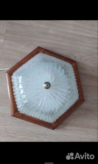 Светильник