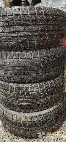 Yokohama Ice Guard IG30 205/55 R16