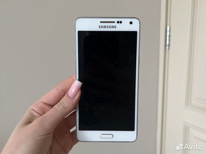 Телефон Samsung