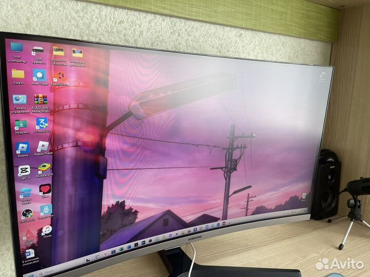 Монитор Samsung C27R500FHI