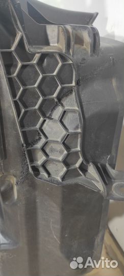 Воздуховод радиатора Bmw X1 F48 2015