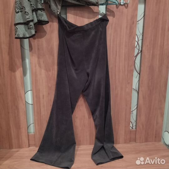 Костюм тройка женский 48 размер