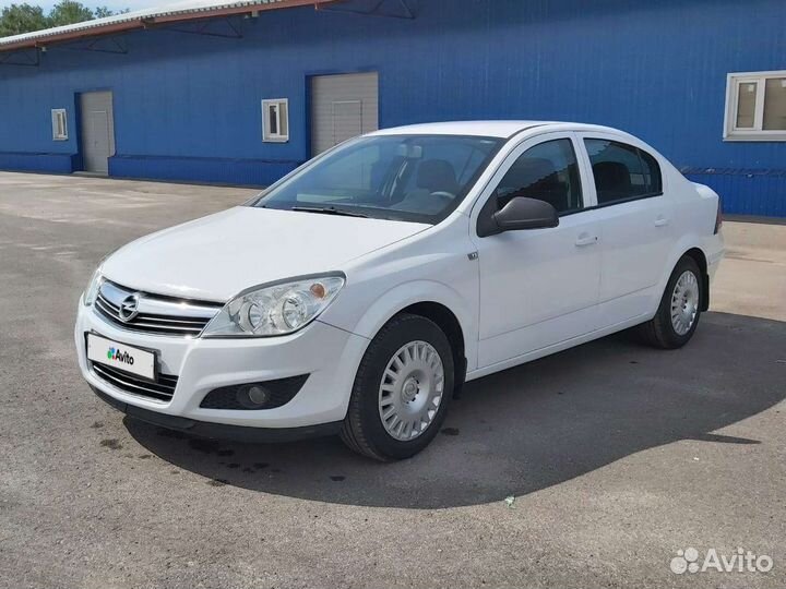 Opel Astra 1.6 МТ, 2013, 90 226 км