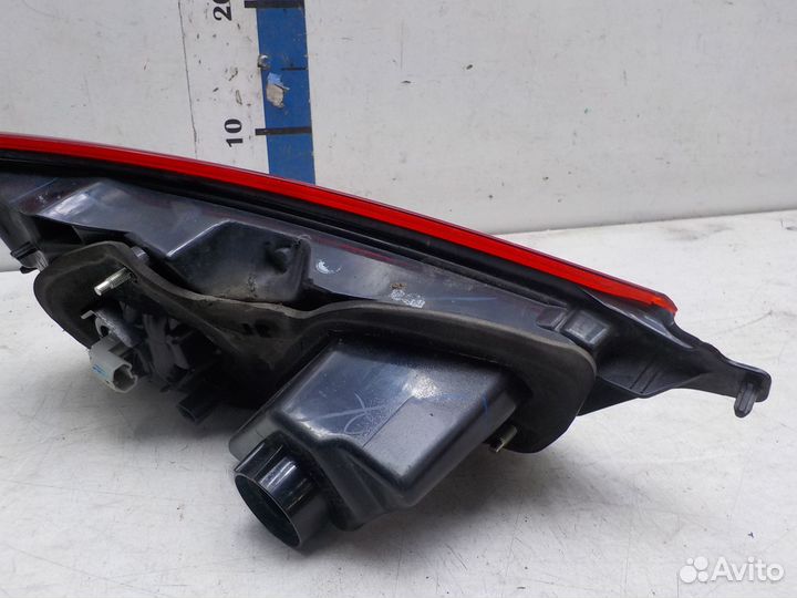 Фонарь задний правый внутренний Nissan Qashqai 201