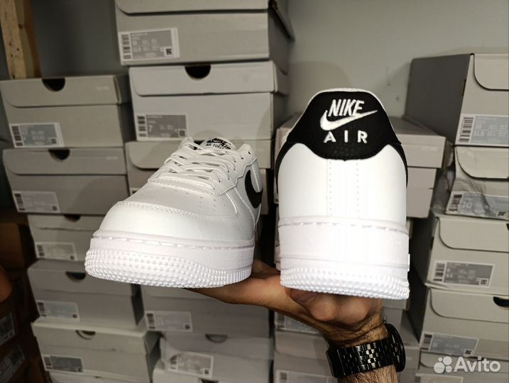 Nike Air Force 1