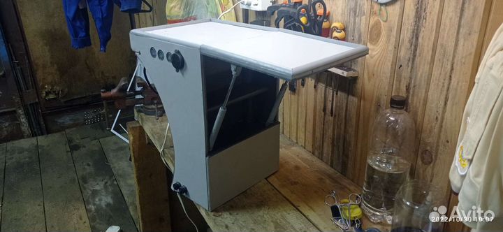 Столик под эхолот в лодку пвх на ликтрос