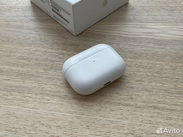 Кейс AirPods Pro Оригинальный