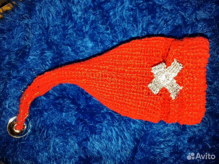 Новогодняя шапочка для маленькой собачки