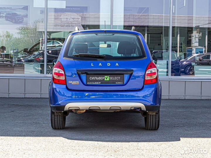 ВАЗ Granta Cross 1.6 МТ, 2022, 9 046 км