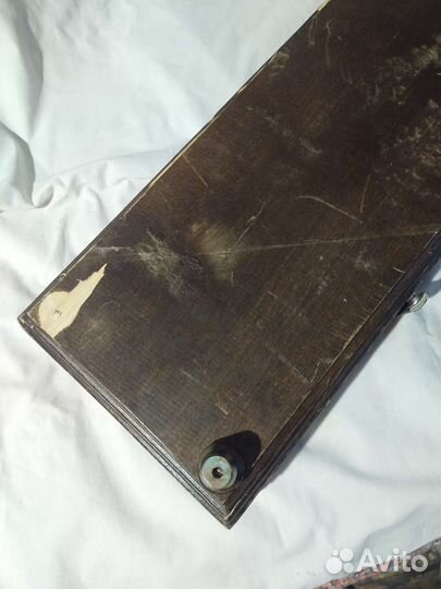 Старинный деревянный резной футляр