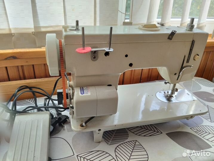 Швейная машинка Belka ZIG ZAG USA
