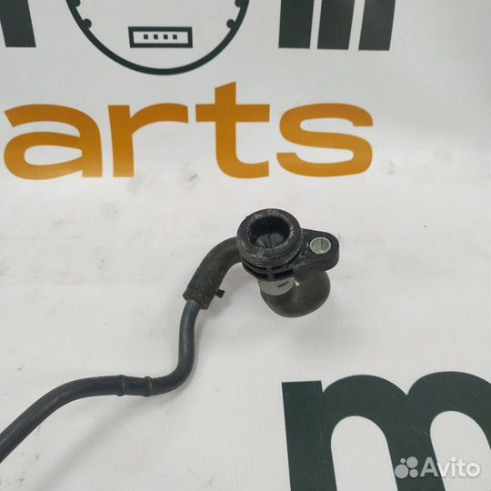 Патрубок системы охлаждения Audi A5 8W 2018