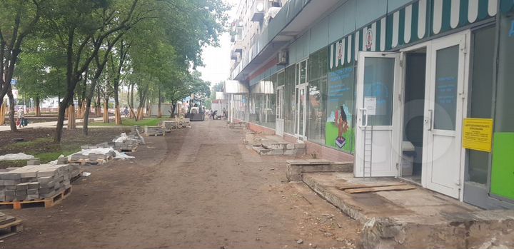 Торговое, общепит, оказание услуг 65,4; 70 и 42,8