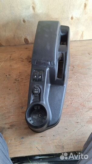 Хюндай матрикс подлокотник