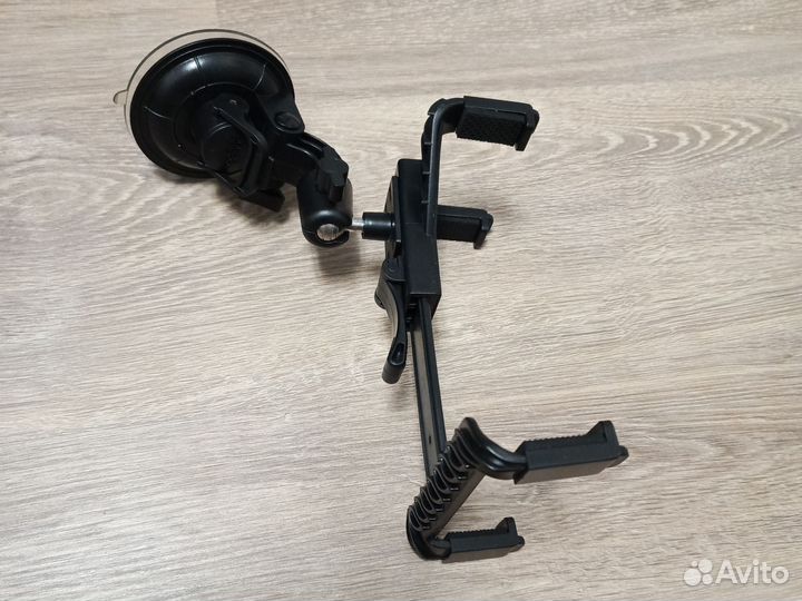 Кронштейн для планшета автомобильный