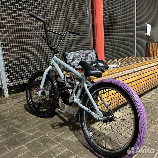 Трюковой велосипед bmx