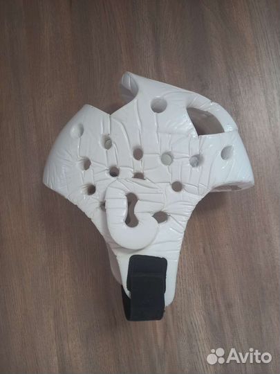 Шлем для единоборств