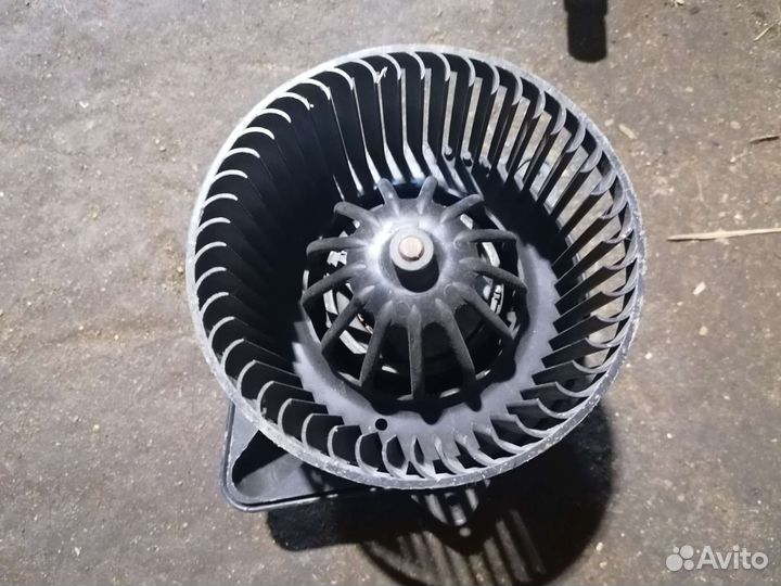 Моторчик печки пежо 406 рестайл