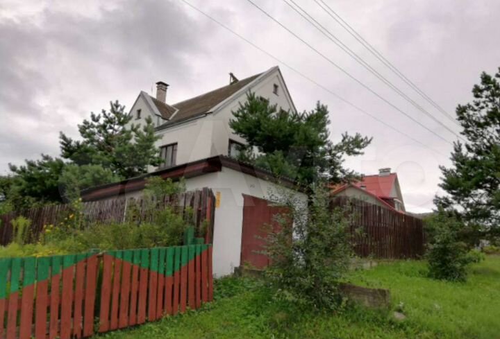 Дом 272 м² на участке 25 сот.