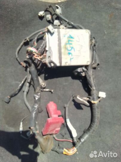 Продам на toyota platz/vitz коса с компьютером