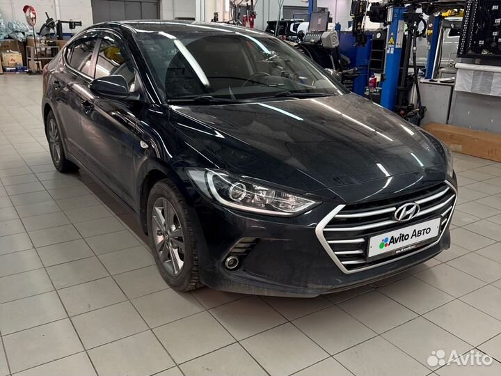 Hyundai Elantra 1.6 AT, 2016, 118 136 км