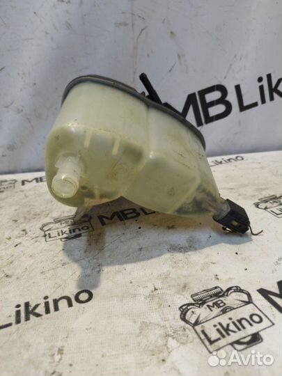 Бачок расширительный Mercedes B-Class W245