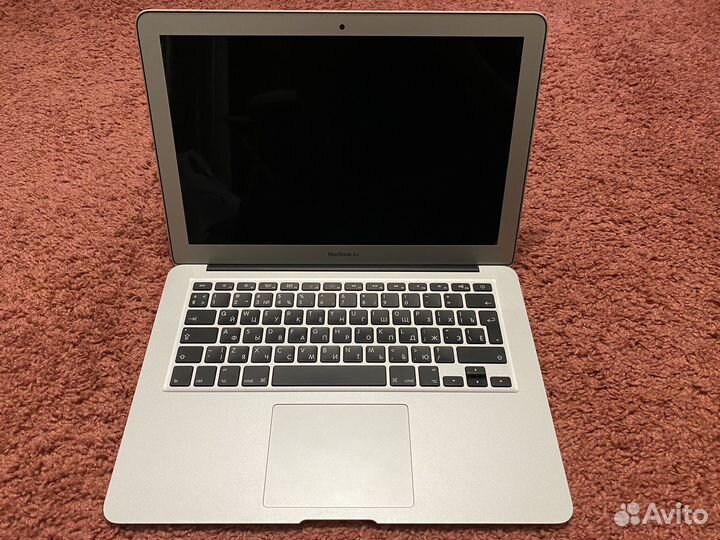 Apple MacBook Air 13 2017 (Intel Core i5)