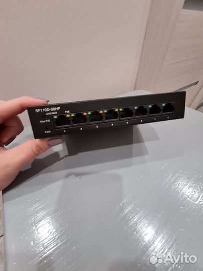 Коммутатор Cisco SB SF110D-08HP-EU