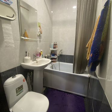 9-к. квартира, 185 м², 3/3 эт.