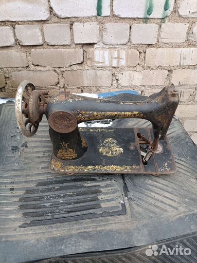 Швейная машинка зингер бу