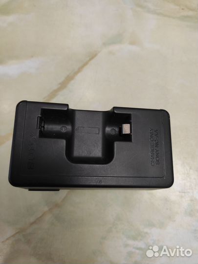 Зарядное устройство