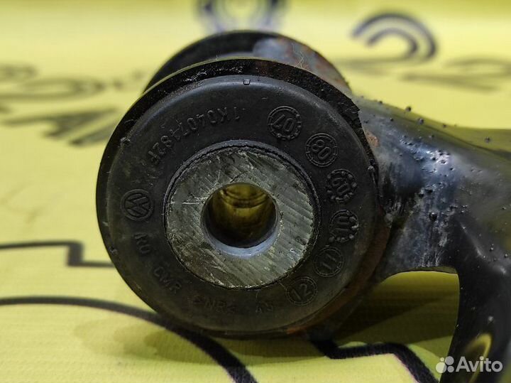 Рычаг передний правый Volkswagen Tiguan 5NZ cczc