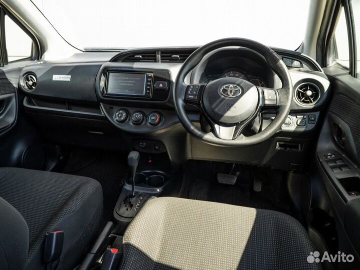 Toyota Vitz 1.0 CVT, 2019, 61 181 км