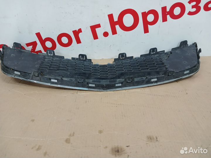 Решотка радиатора Chevrolet Cruze