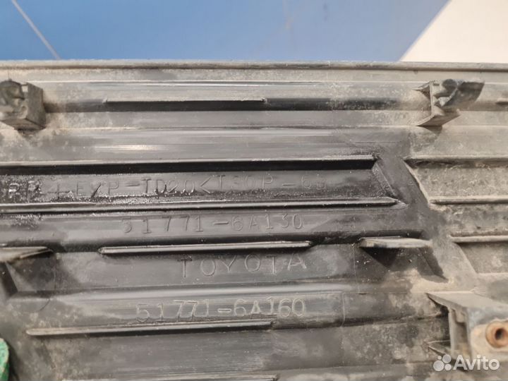 Накладка подножки правая Toyota Land Cruiser Prado 150 2009