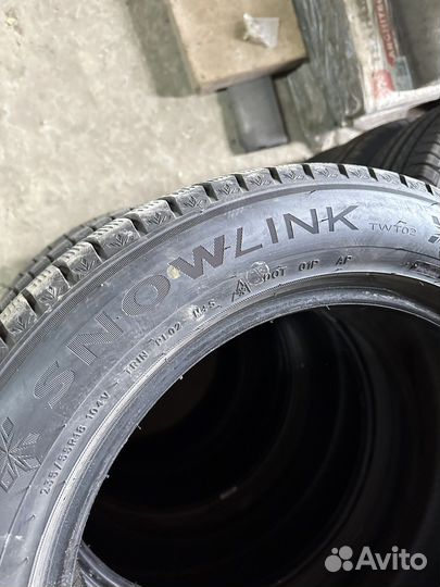 Triangle PL02 235/55 R18 105