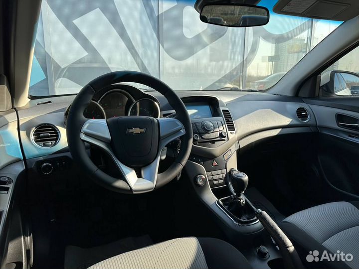 Chevrolet Cruze 1.6 МТ, 2011, 181 088 км