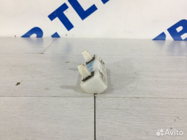 Кронштейн заднего бампера правый nissan qashqai J1