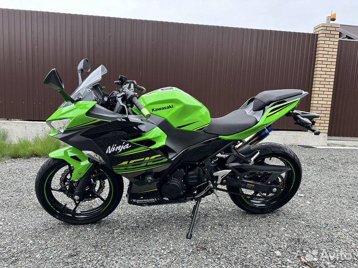 Продам мотоцикл Kawasaki ninja 400