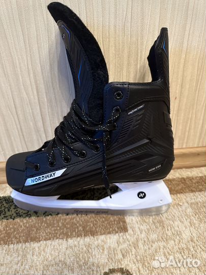 Продам коньки