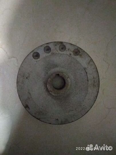 Шкиф водяного насоса ямз 7511