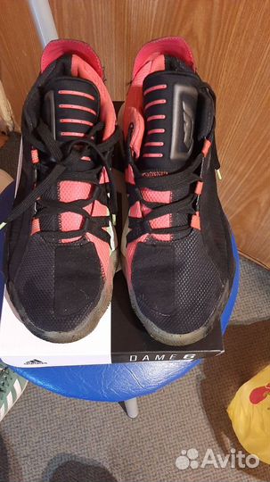Кроссовки adidas.Размер 37