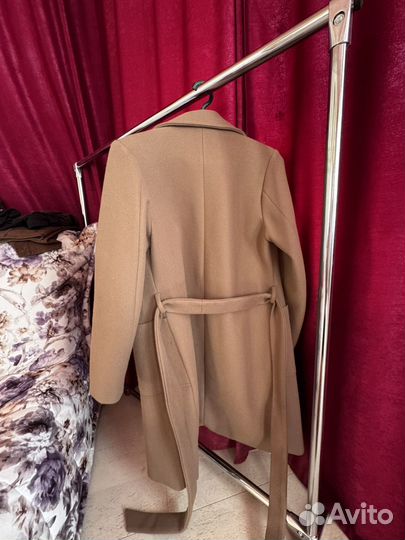 Пальто женское демисезонное 44 46