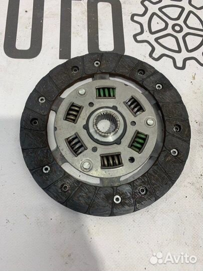 Сцепление комплект Renault Symbol K7JA700 2005