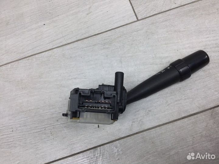 Переключатель дворников Toyota Avensis седан