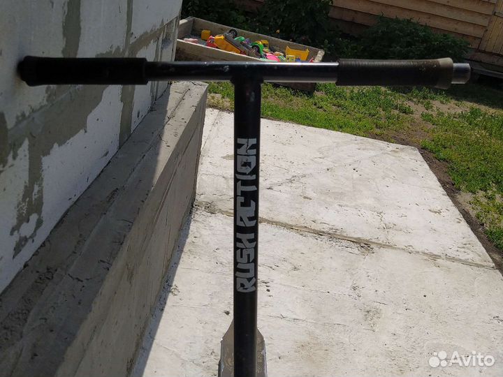 Трюковой самокат rush action