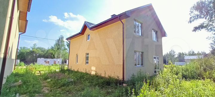 Коттедж 142 м² на участке 6 сот.